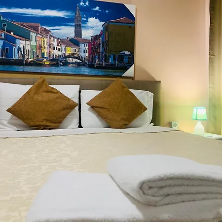 Venice Night Местре