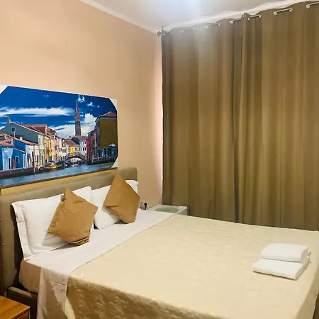 Bed & Breakfast Venice Night *